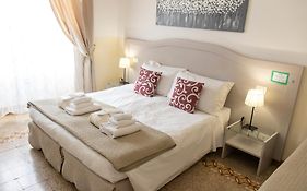 Biancore B&B
